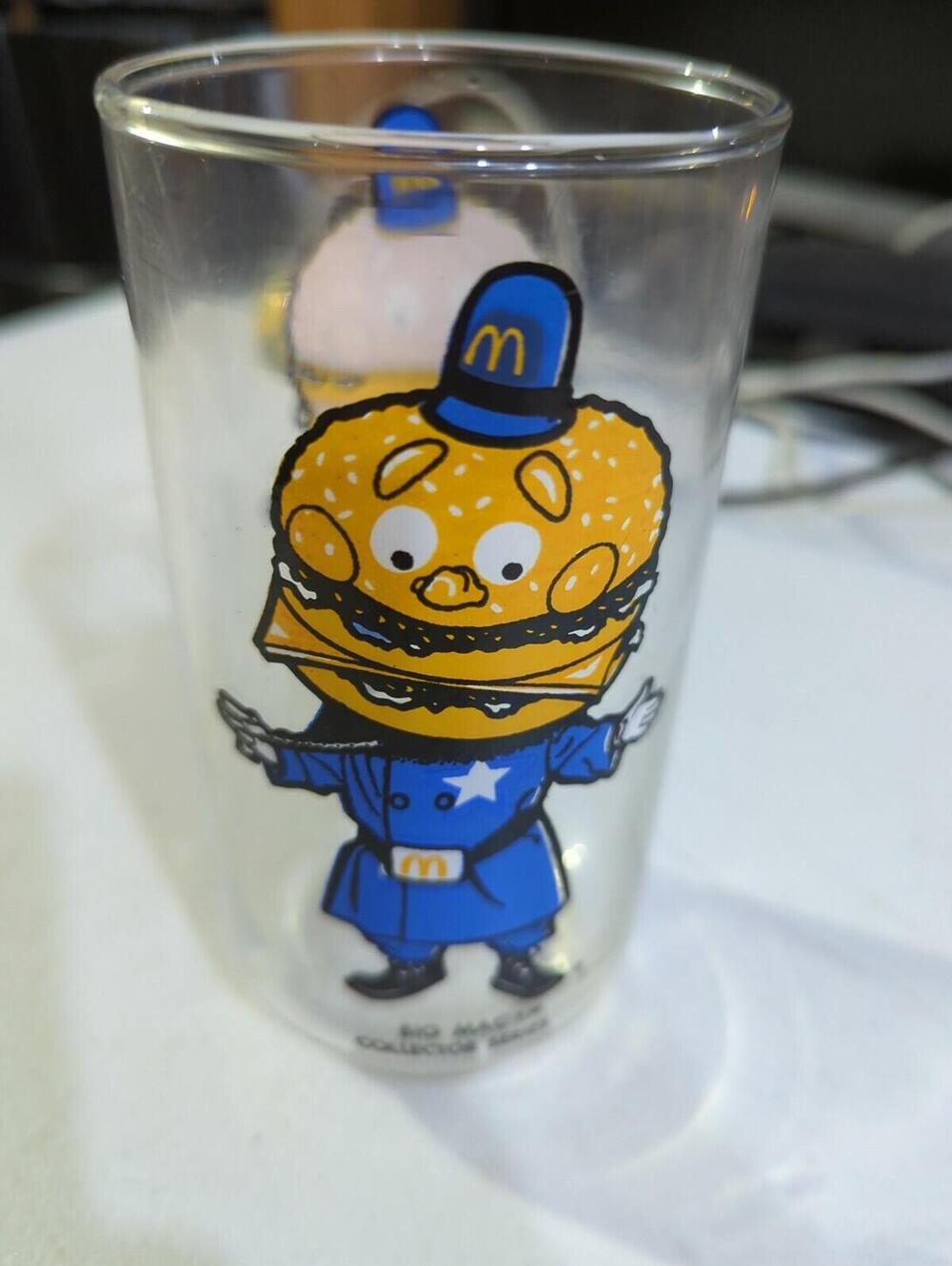 VINTAGE MCDONALDS BIG MAC GLASS 1977 COLLECTOR SERIES FAST FOOD CUP Big Mac